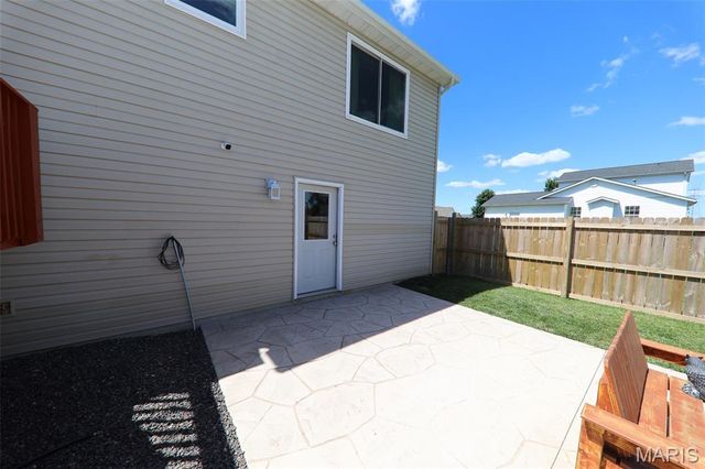 2229 Hunters Point Drive, Granite City, IL 62040