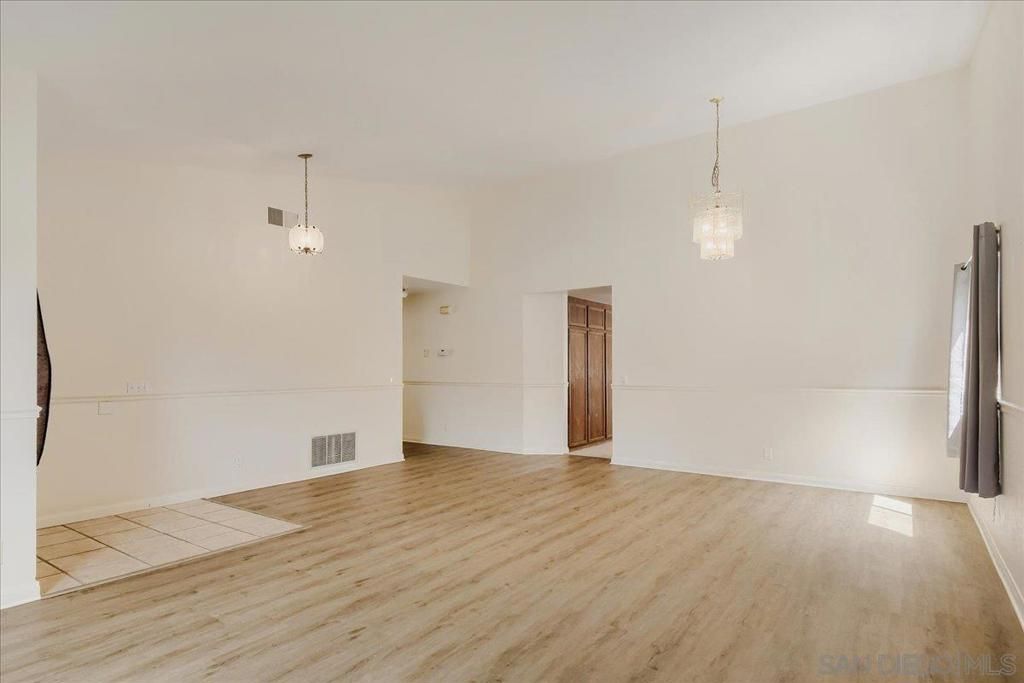 Image 8 of property listing at 13430 Bavarian Drive, San Diego, CA 92129