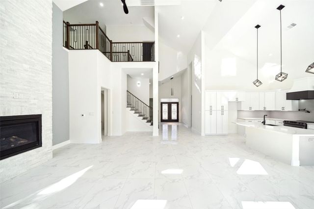 75 Wick Willow Road, Montgomery, TX 77356