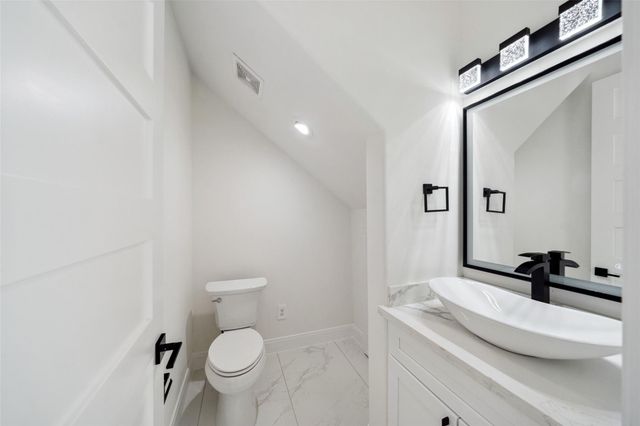 75 Wick Willow Road, Montgomery, TX 77356