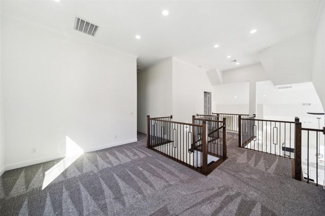 75 Wick Willow Road, Montgomery, TX 77356