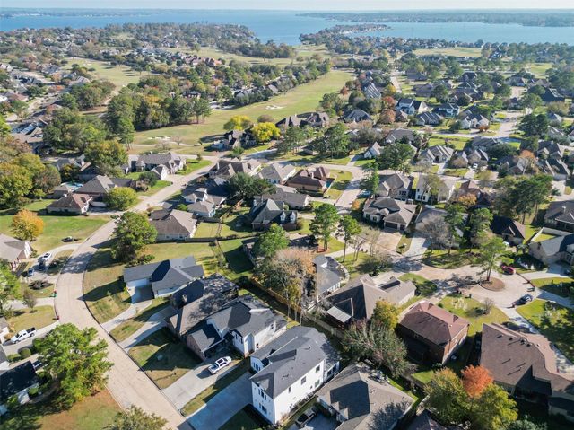 75 Wick Willow Road, Montgomery, TX 77356