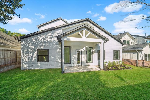 75 Wick Willow Road, Montgomery, TX 77356