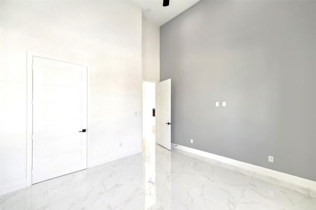 75 Wick Willow Road, Montgomery, TX 77356