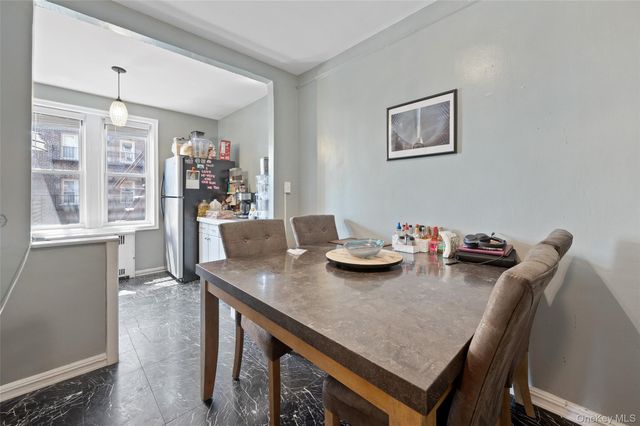 84-49 168th Street 2U, Jamaica, NY 11432