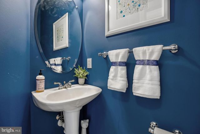 1105 HAVENCREST ST, Rockville, MD 20850