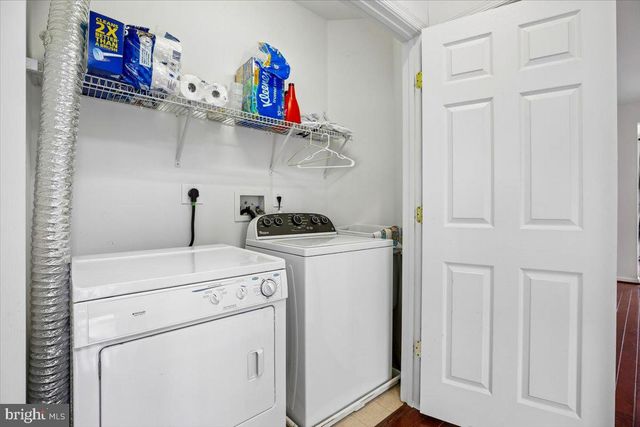 1105 HAVENCREST ST, Rockville, MD 20850