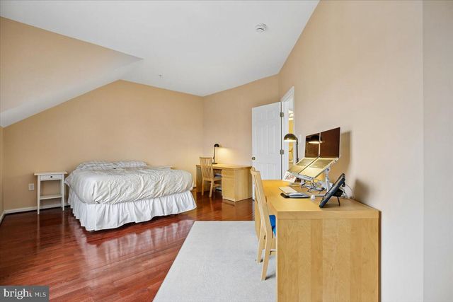 1105 HAVENCREST ST, Rockville, MD 20850