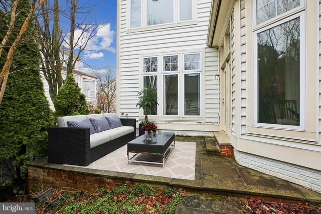 1105 HAVENCREST ST, Rockville, MD 20850