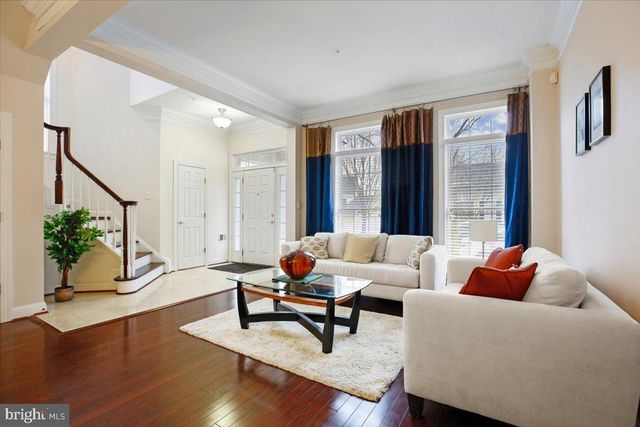 1105 HAVENCREST ST, Rockville, MD 20850