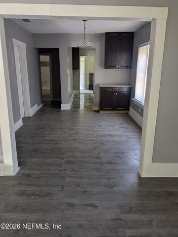 1524 MT HERMAN Street, Jacksonville, FL 32209