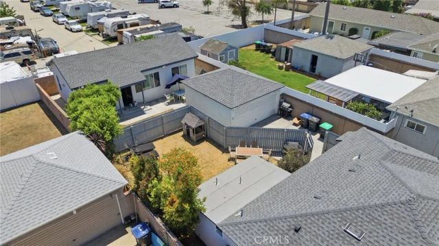 9138 Rendalia, Bellflower, CA 90706