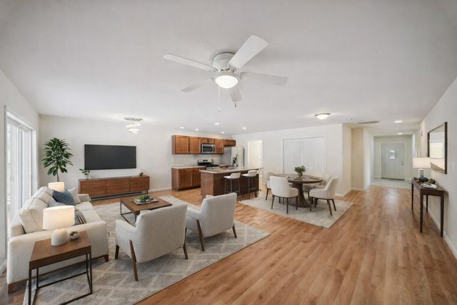 1524 Woodland Avenue, Michigan City, IN 46360