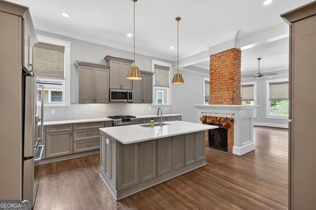 366 East Dixie Avenue SE, Marietta, GA 30060