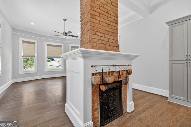 366 East Dixie Avenue SE, Marietta, GA 30060