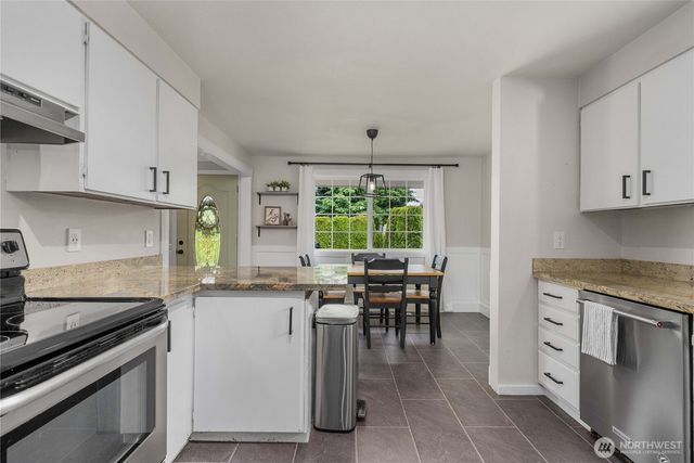 1030 118th Place SE, Everett, WA 98208