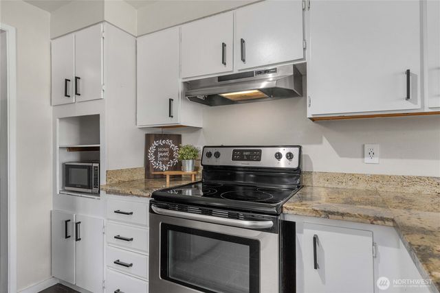 1030 118th Place SE, Everett, WA 98208