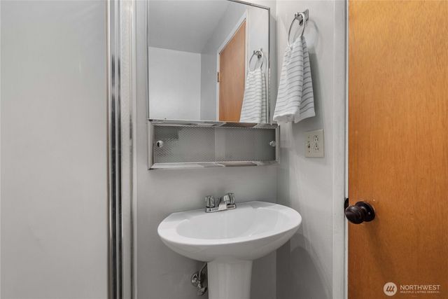 1030 118th Place SE, Everett, WA 98208