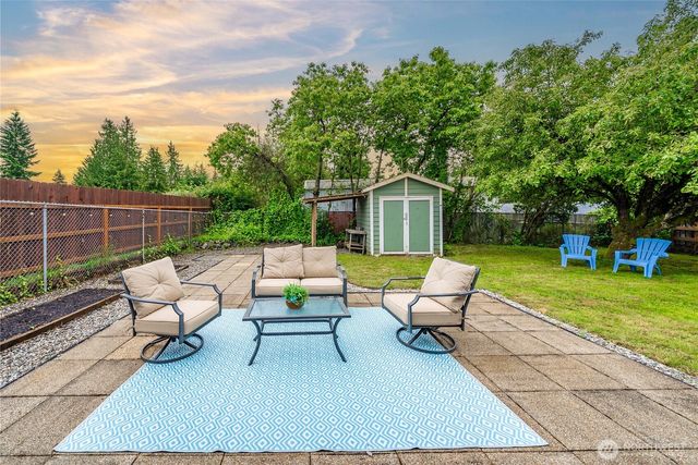 1030 118th Place SE, Everett, WA 98208