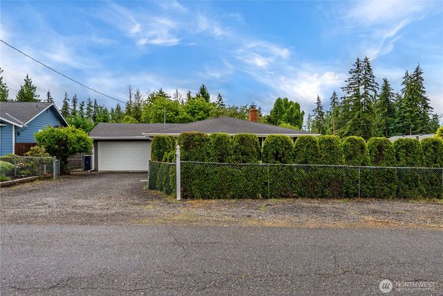 1030 118th Place SE, Everett, WA 98208
