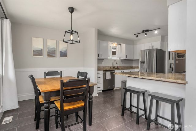 1030 118th Place SE, Everett, WA 98208