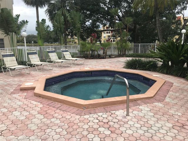 7755 SW 86th Street C107, Miami, FL 33143