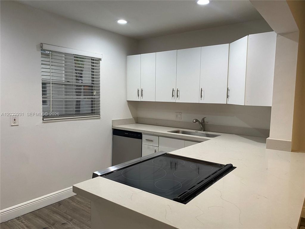 7755 SW 86th Street C107, Miami, FL 33143