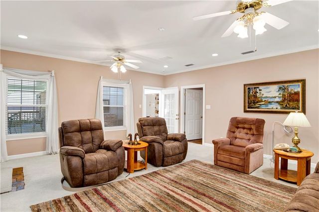 7194 Oakbriar N Drive, Mobile, AL 36619