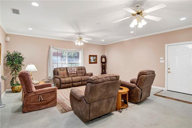 7194 Oakbriar N Drive, Mobile, AL 36619