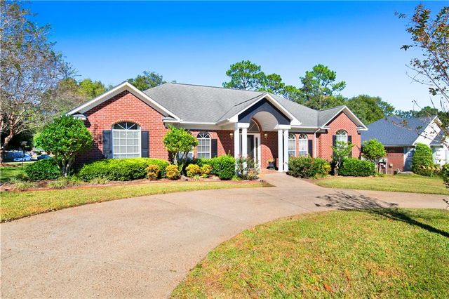 7194 Oakbriar N Drive, Mobile, AL 36619
