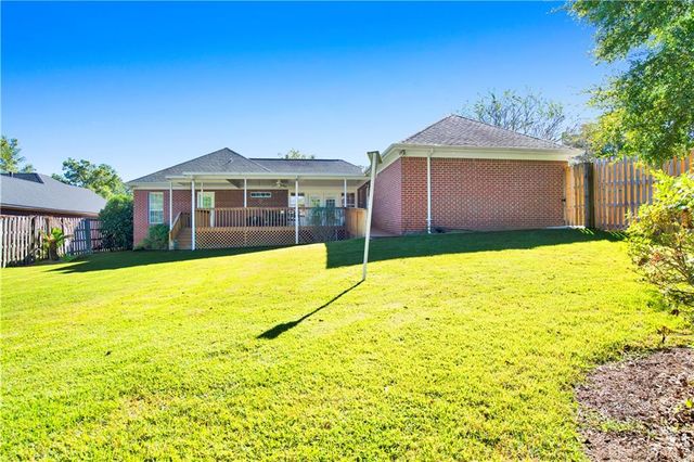 7194 Oakbriar N Drive, Mobile, AL 36619