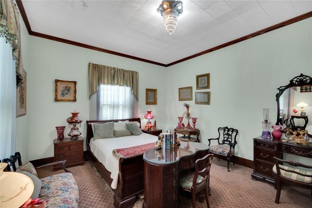 615 E Franklin Street, Hillsboro, TX 76645