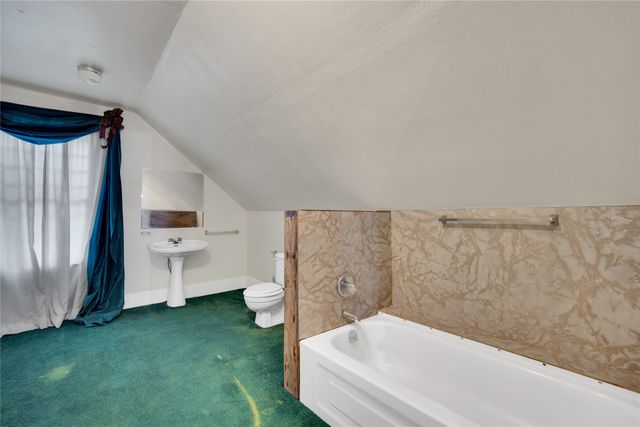 615 E Franklin Street, Hillsboro, TX 76645