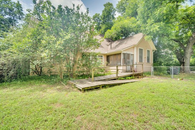 615 E Franklin Street, Hillsboro, TX 76645