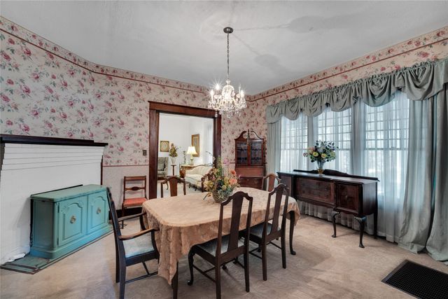 615 E Franklin Street, Hillsboro, TX 76645
