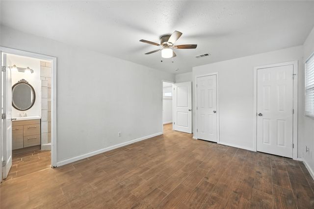5600 Conroy Street, Fort Worth, TX 76134