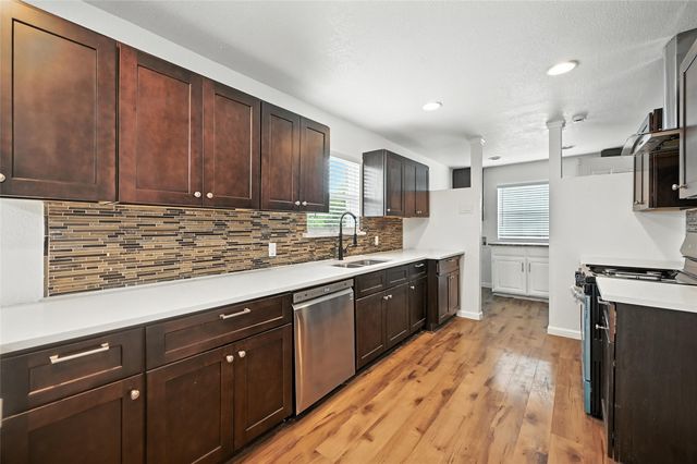 5600 Conroy Street, Fort Worth, TX 76134