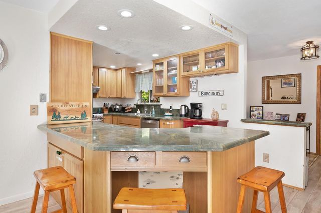 20460 Cedar View Ct, Foresthill, CA 95631