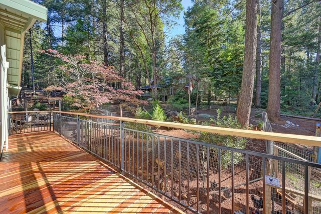 20460 Cedar View Ct, Foresthill, CA 95631
