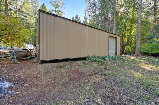 20460 Cedar View Ct, Foresthill, CA 95631