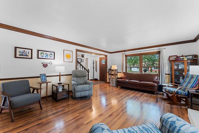 613 E BYRD STREET, Appleton, WI 54911
