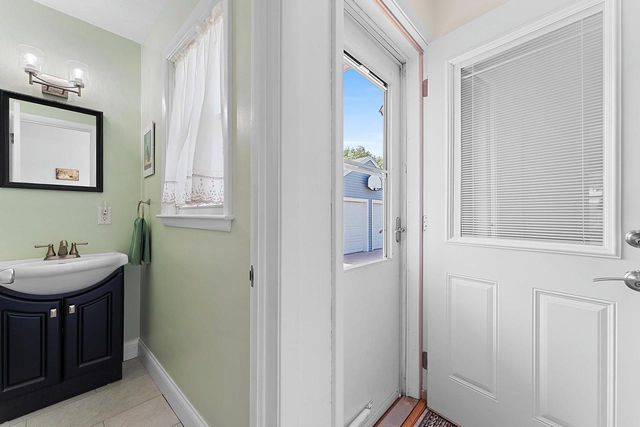 613 E BYRD STREET, Appleton, WI 54911
