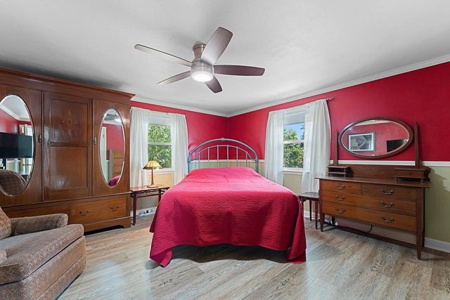 613 E BYRD STREET, Appleton, WI 54911