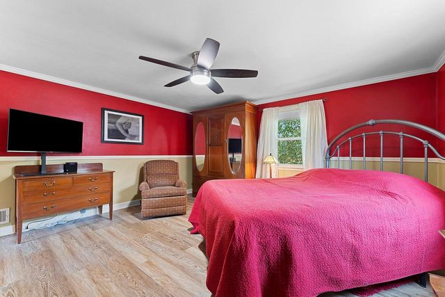 613 E BYRD STREET, Appleton, WI 54911