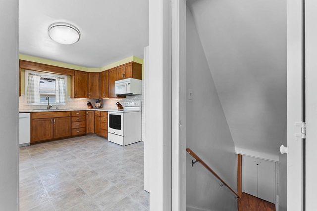 613 E BYRD STREET, Appleton, WI 54911