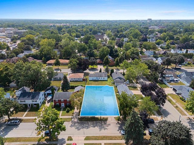 613 E BYRD STREET, Appleton, WI 54911