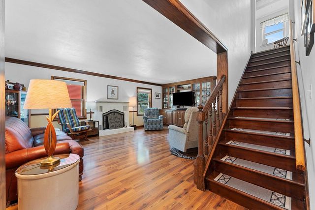 613 E BYRD STREET, Appleton, WI 54911