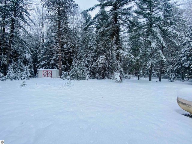 1240 Quigley Road, West Branch, MI 48661