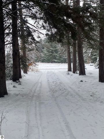 1240 Quigley Road, West Branch, MI 48661