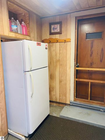 1240 Quigley Road, West Branch, MI 48661